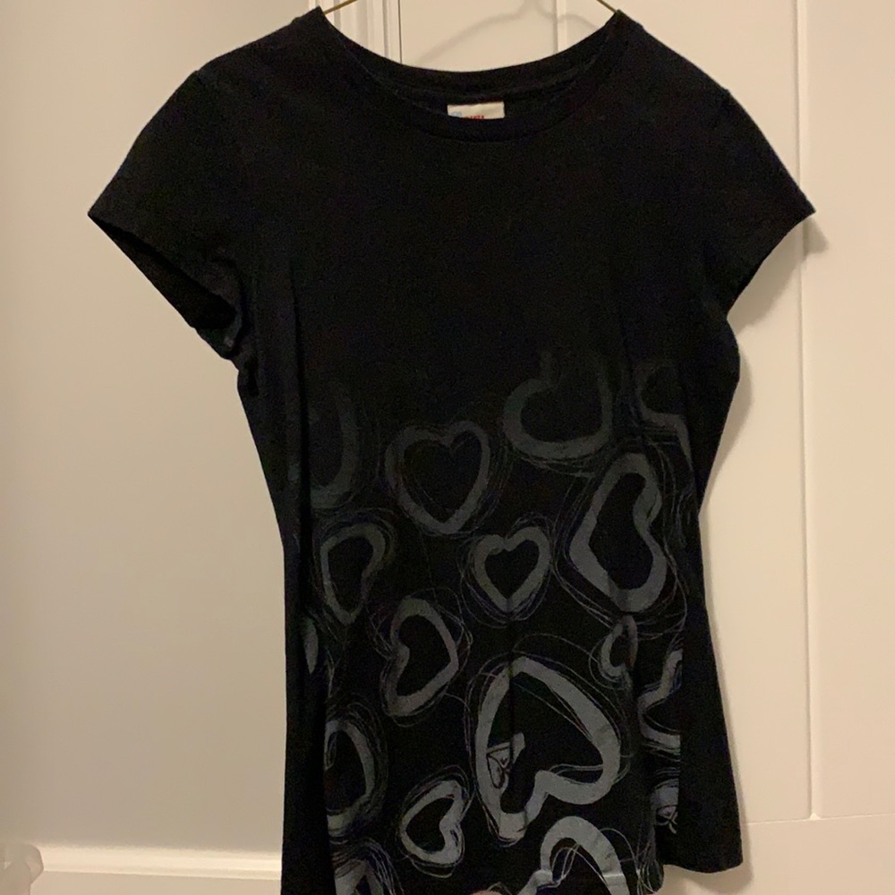 HEARTS ROXY SHIRT (like NEW)